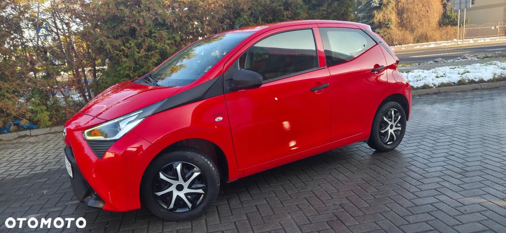Toyota Aygo x-trend - 3