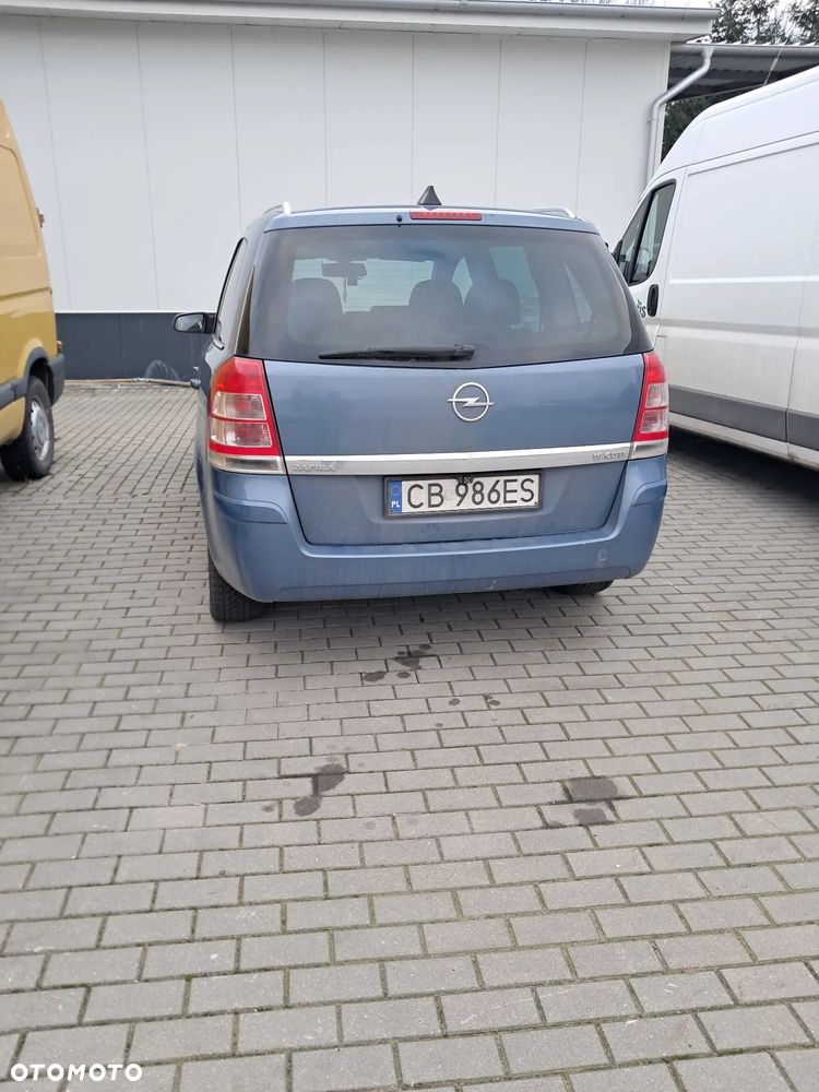 Opel Zafira 1.9 CDTI - 7