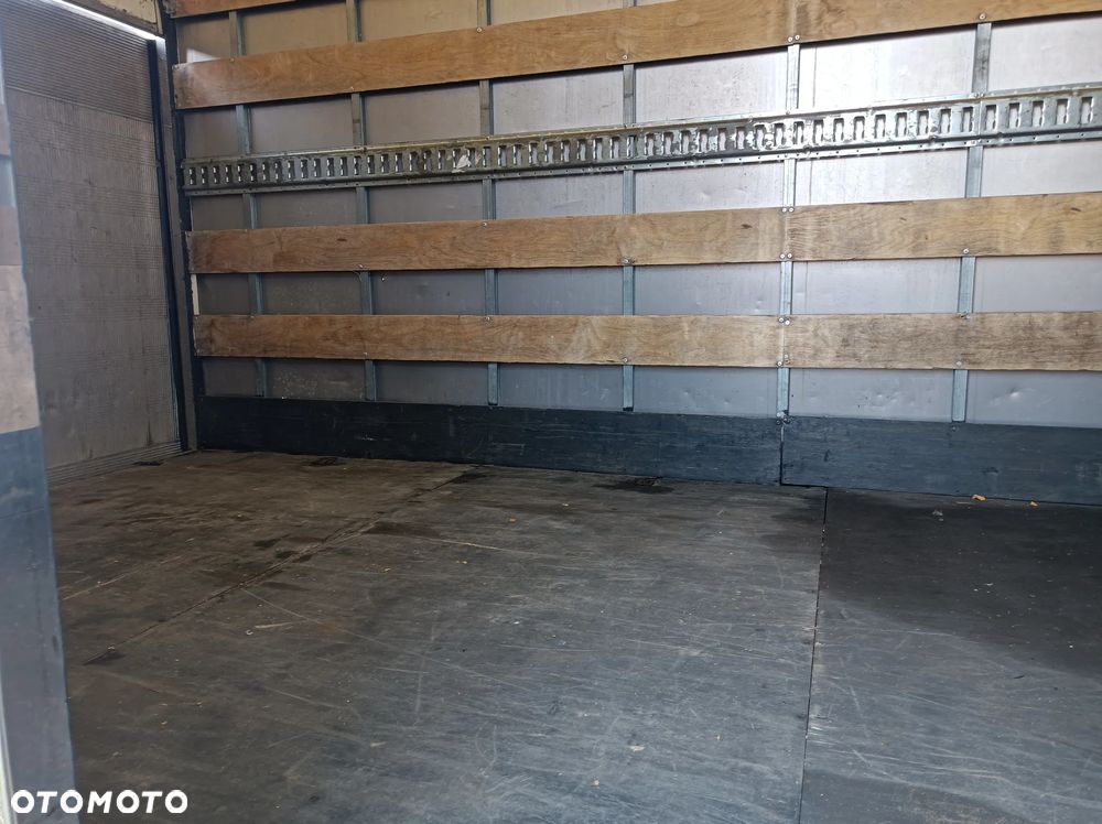 Mercedes-Benz SPRINTER - 5