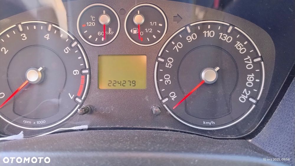 Ford Fiesta 1.3 - 5