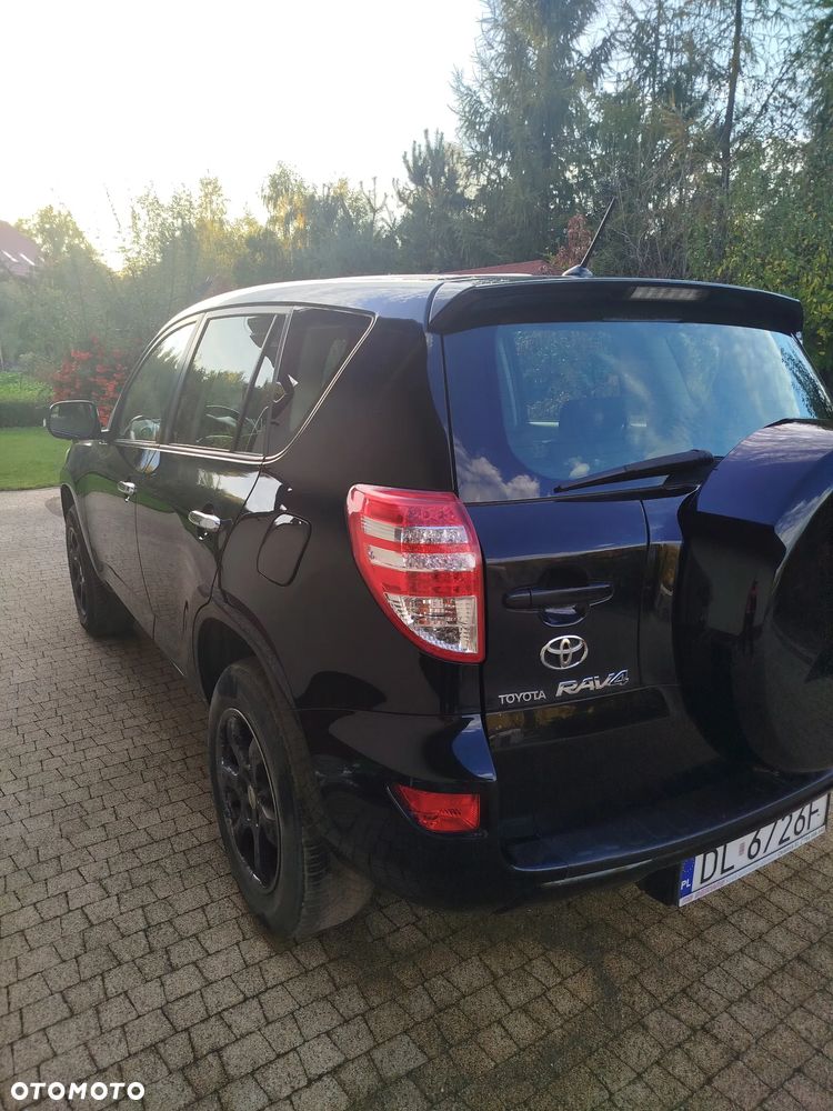 Toyota RAV4 - 3