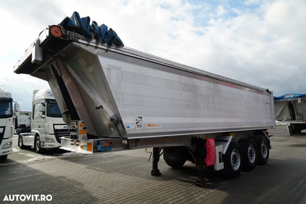 Benalu BENALU / 27 m3 / ALUMINIU / AXĂ RIDICATĂ / GREUTATE: 5.100 KG / PERDĂ ELECTRICĂ - 4