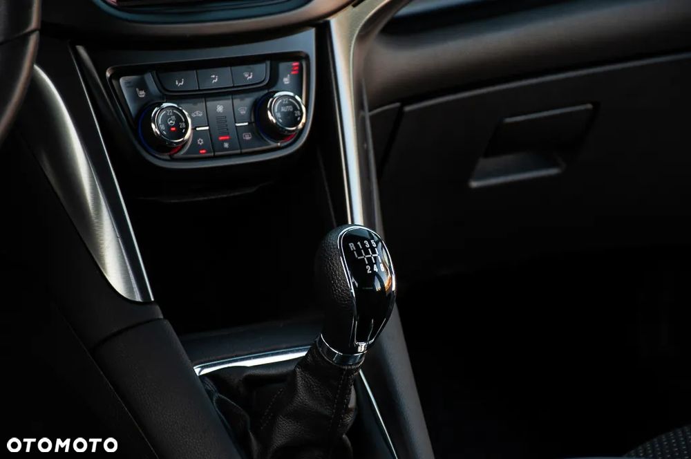 Opel Zafira C Tourer 11-16 - 33