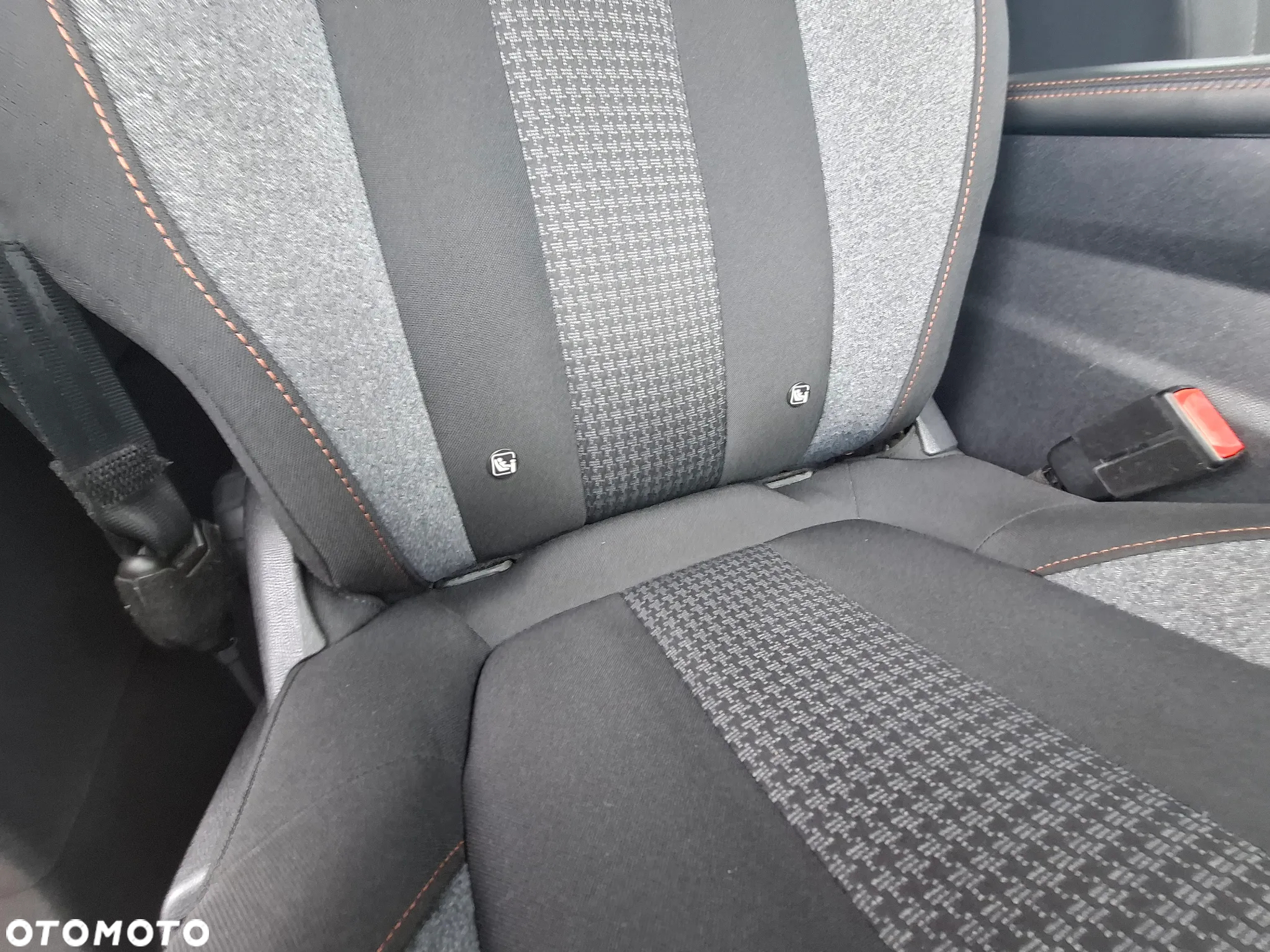 Peugeot 3008 1.2 PureTech Allure - 24
