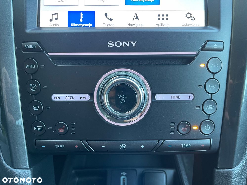 Ford Mondeo 2.0 Hybrid Titanium - 24