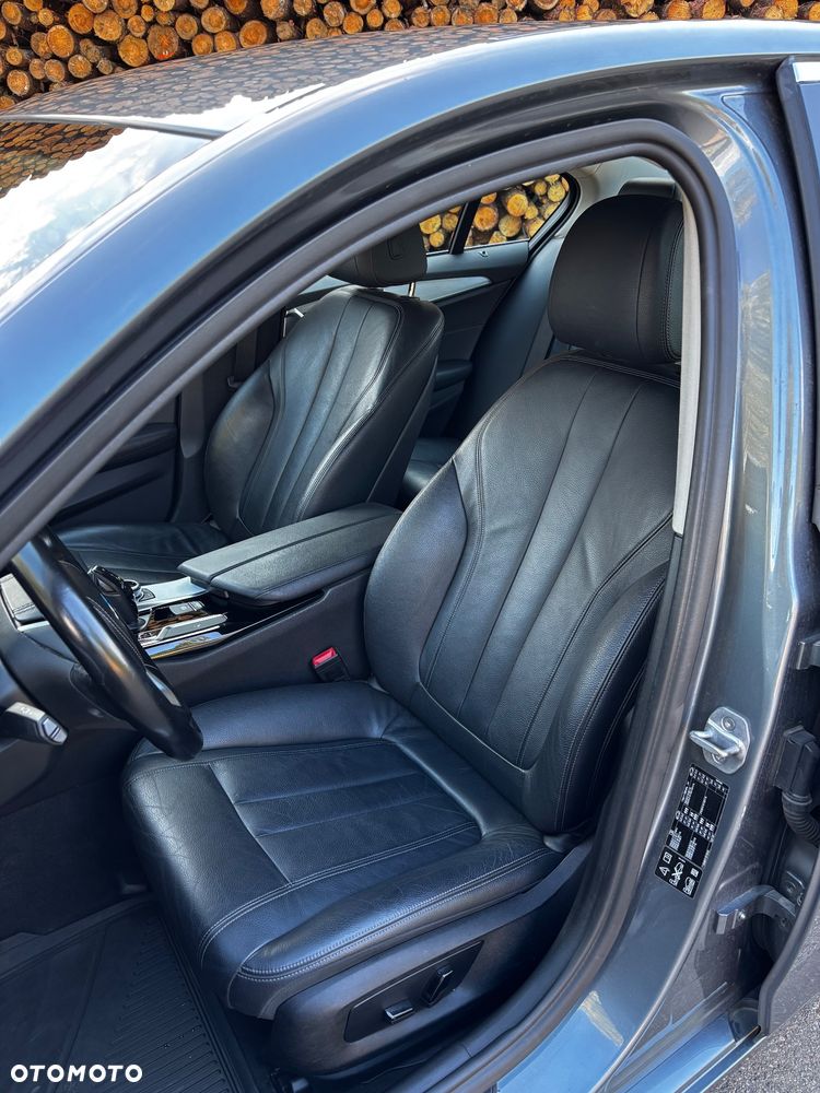 BMW Seria 5 520d xDrive Luxury Line - 10