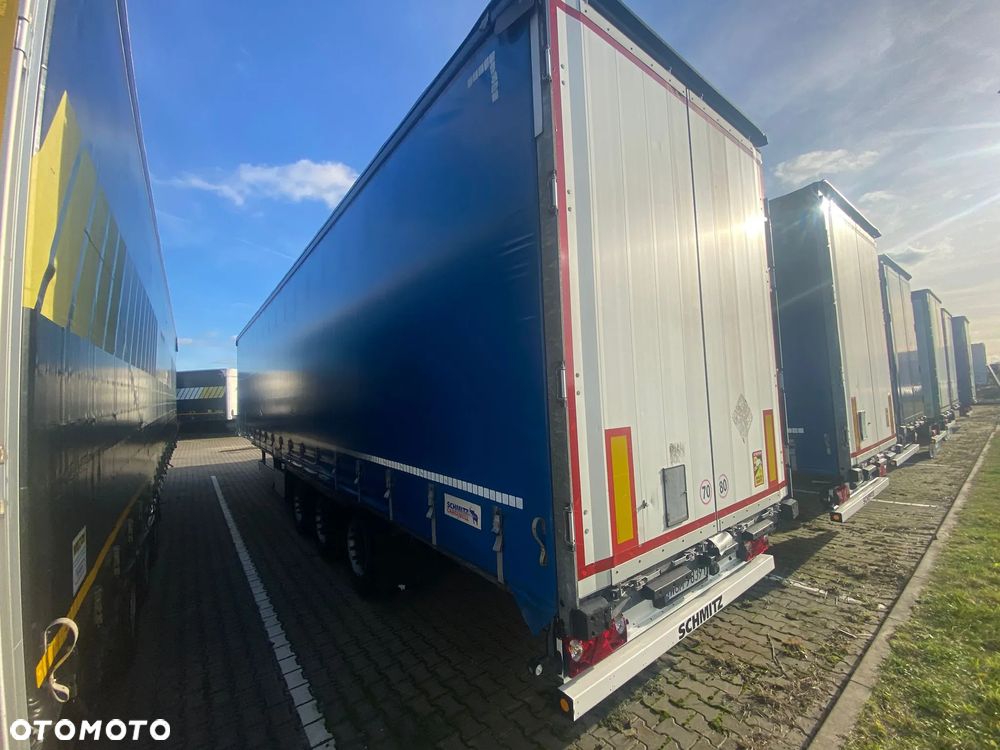 Schmitz Cargobull - - 4