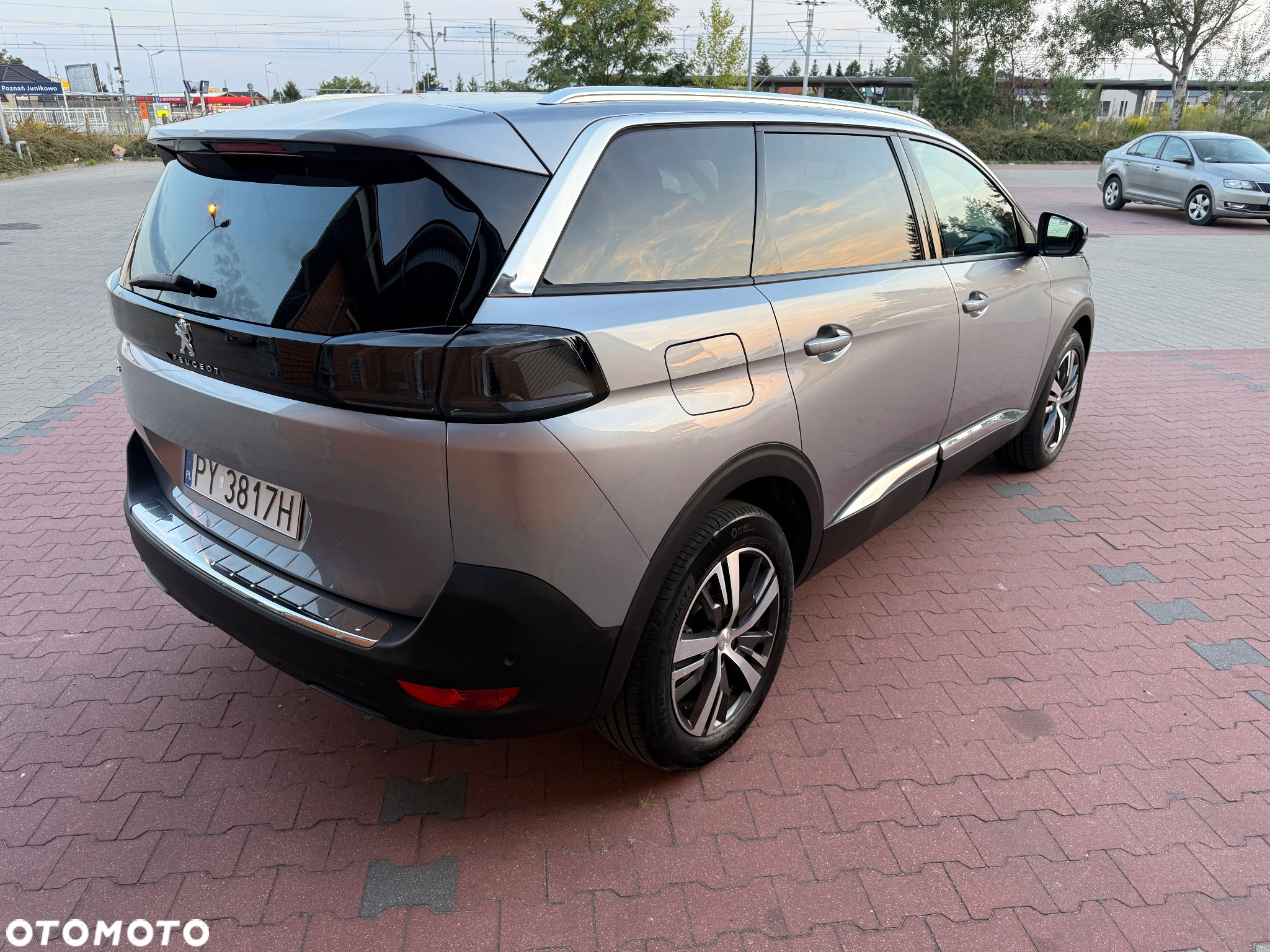 Peugeot 5008 1.5 BlueHDI Allure S&S - 5