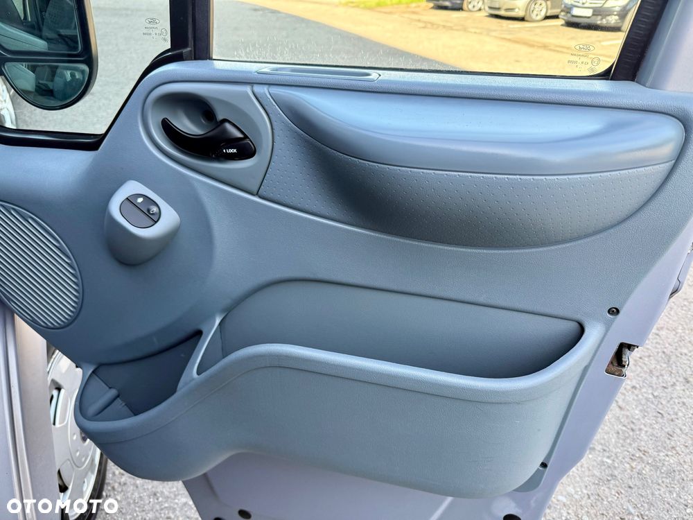Ford Transit - 35
