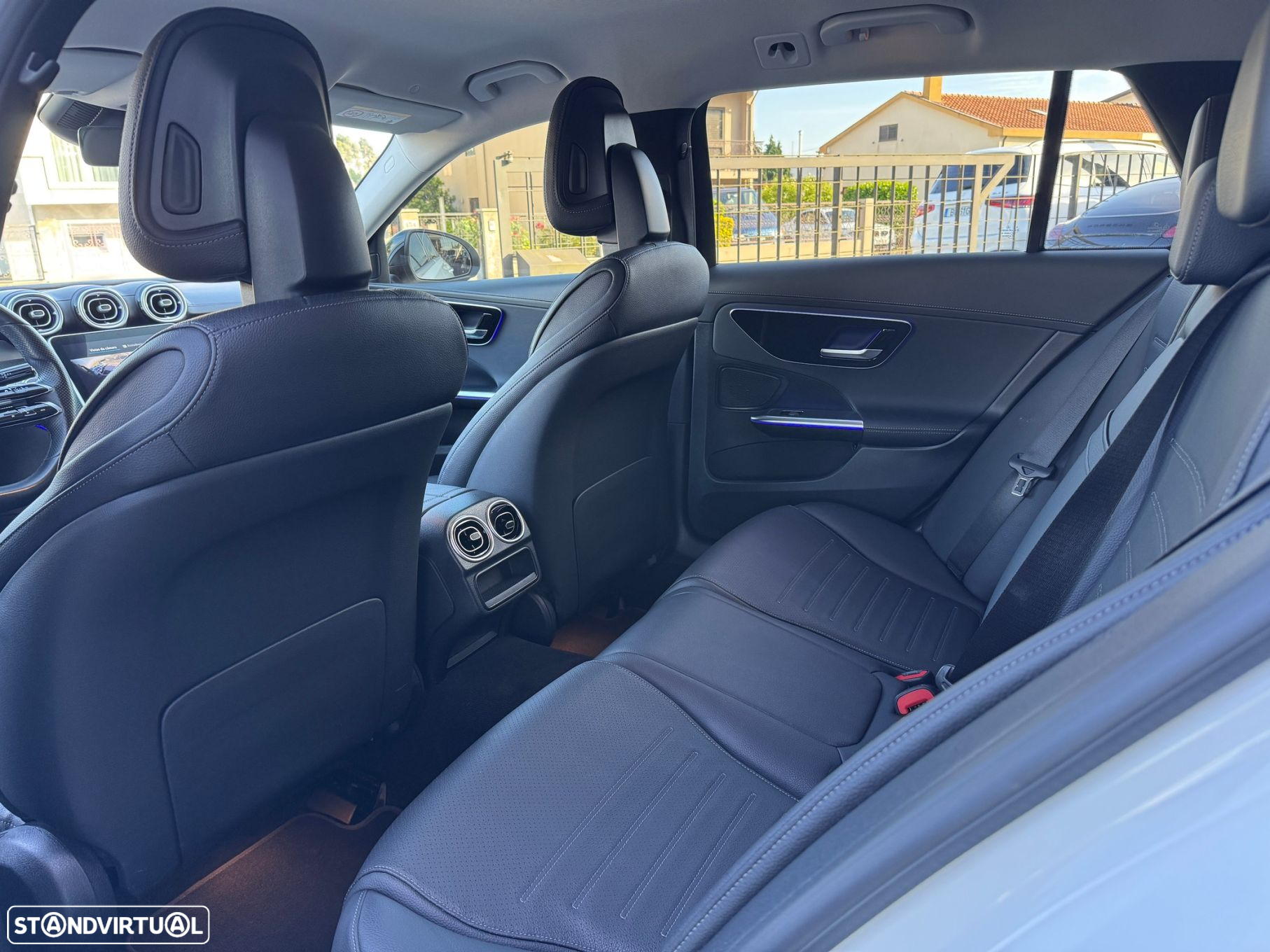 Mercedes-Benz C 220 d AMG Line - 16