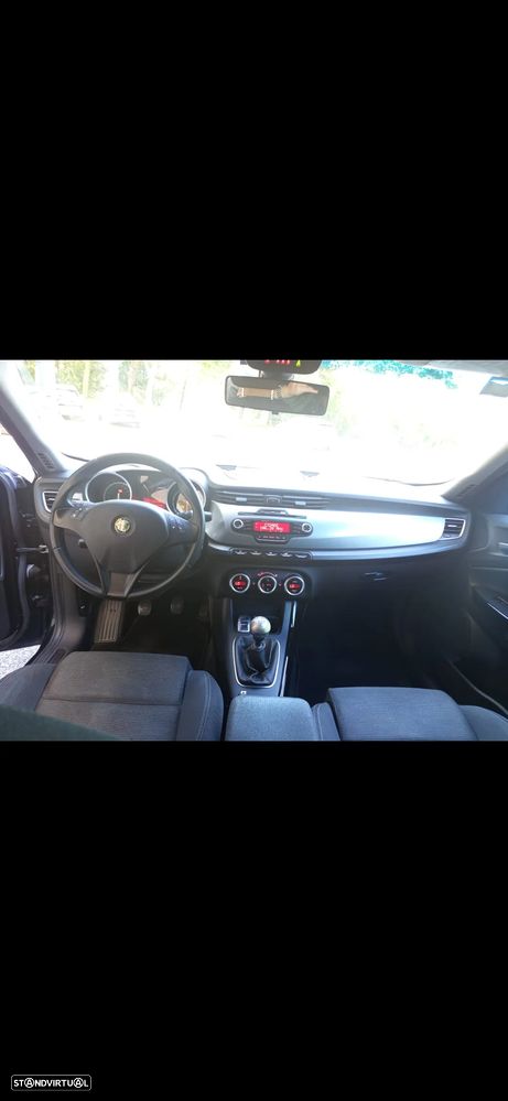 Alfa Romeo Giulietta 1.6 JTDM Distinctive 57X - 12