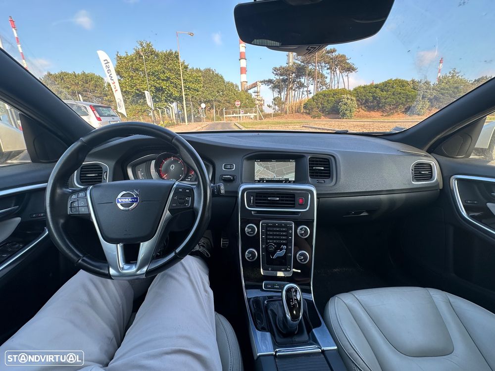Volvo V60 - 16