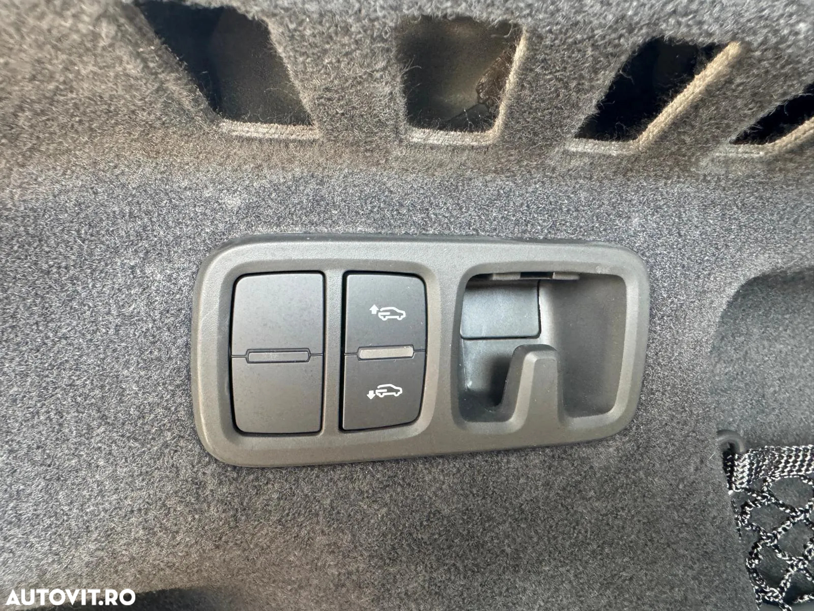 Audi SQ8 4.0 TFSI quattro Tiptronic - 32