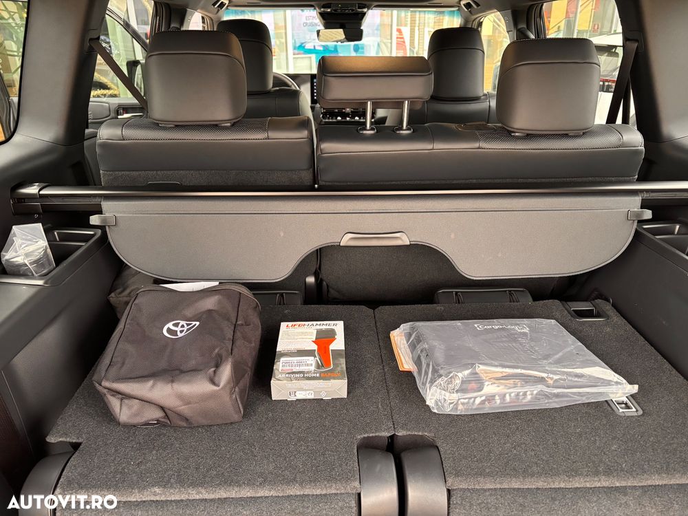 Toyota Land Cruiser 250 2.8l D-4D 204 CP MHEV A/T 7 locuri Luxury - 18