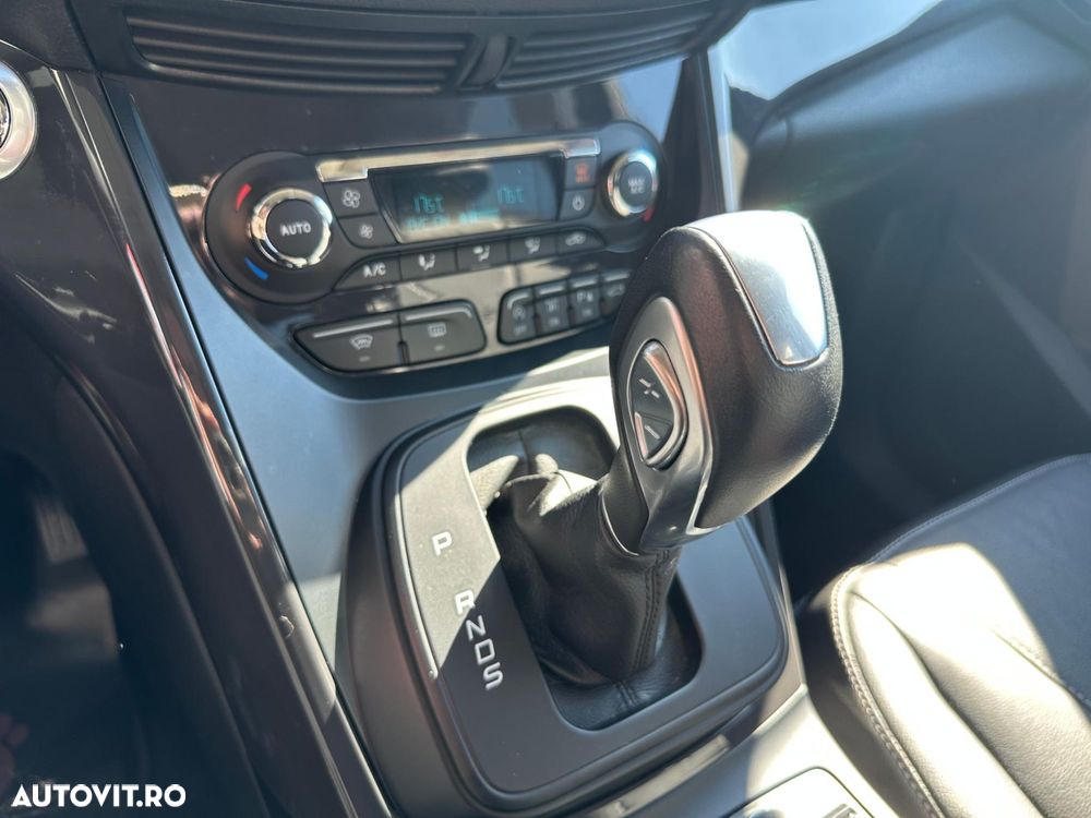 Ford Kuga - 18