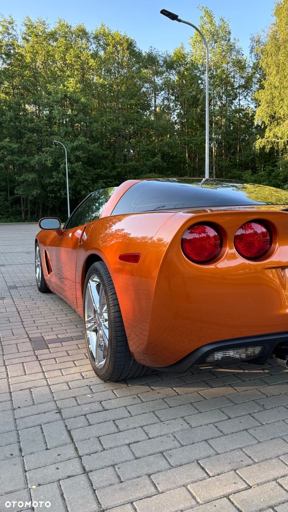 Chevrolet Corvette - 28