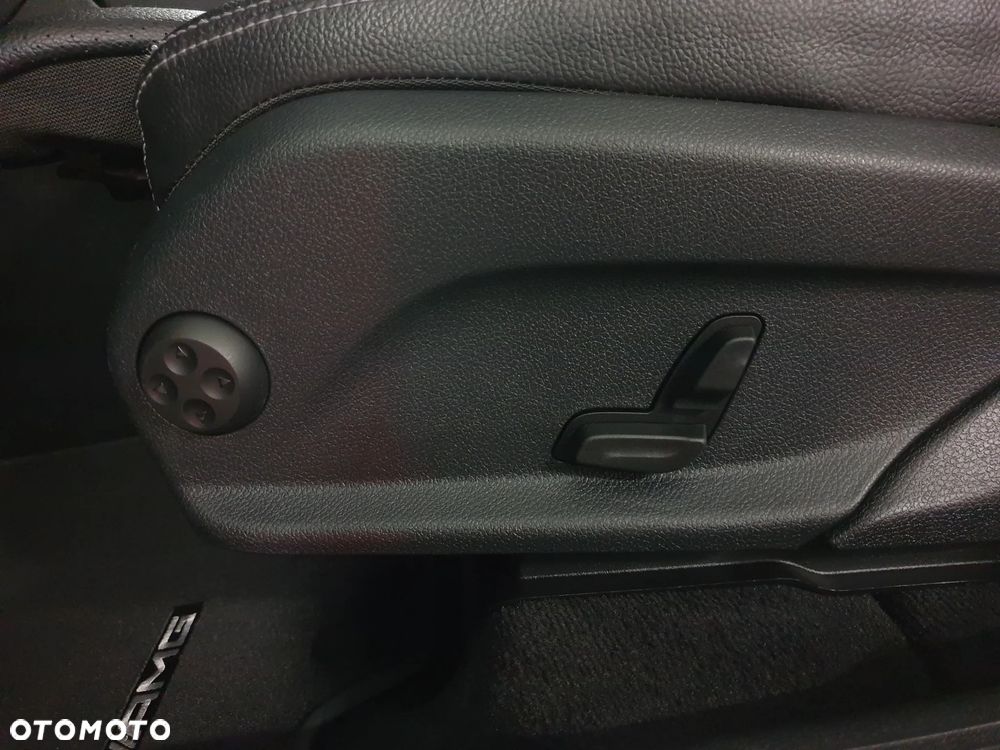 Mercedes-Benz GLC 300 de 4Matic 9G-TRONIC AMG Line Plus - 31