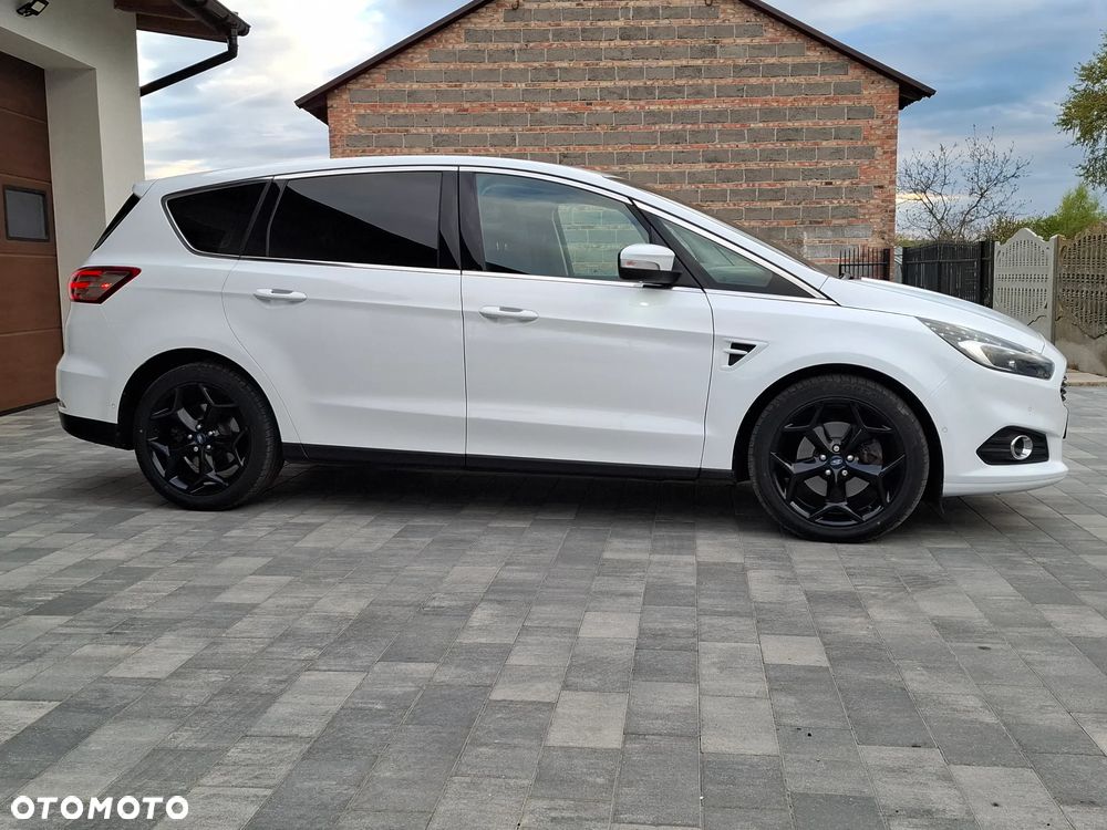 Ford S-Max 2.0 TDCi Titanium PowerShift - 26