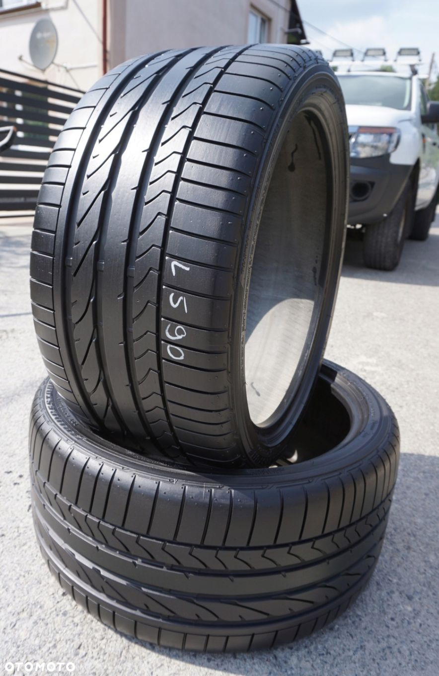 Bridgestone Potenza RE050A 285/30R19 98Y L590 - 2