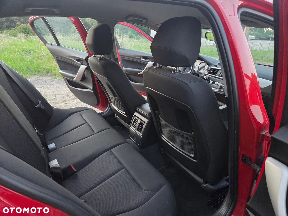 BMW Seria 1 118i Edition Colorvision - 23