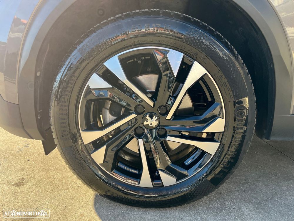 Peugeot 2008 1.5 BlueHDi Allure EAT8 - 11