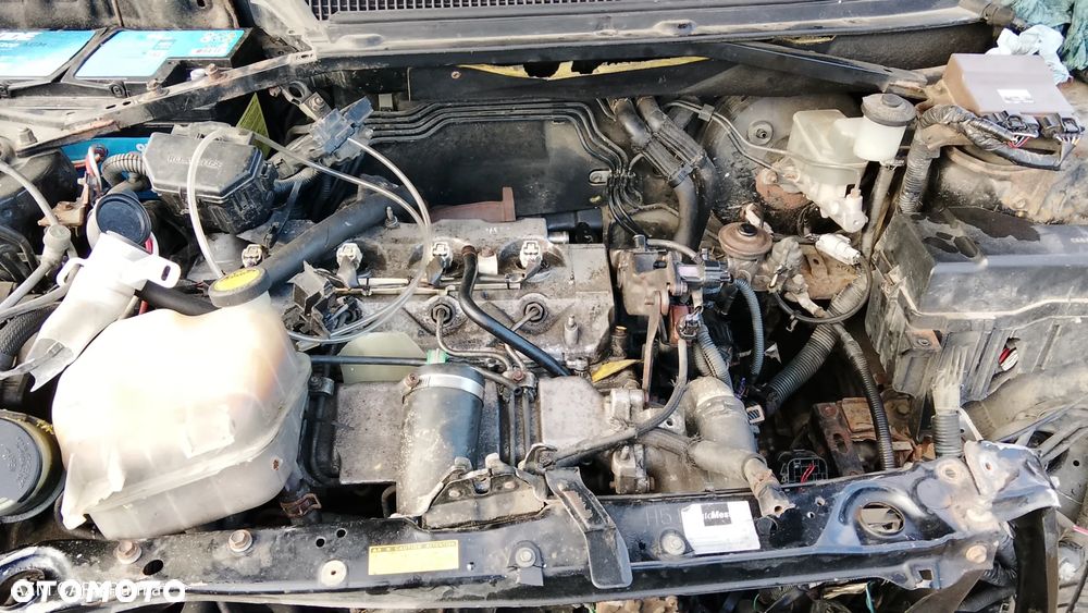 TOYOTA RAV4 2.0 D-4D - 6