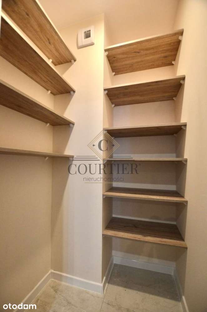 Garderoba - Balkon 10m2 - Wszystkie Media Miejskie