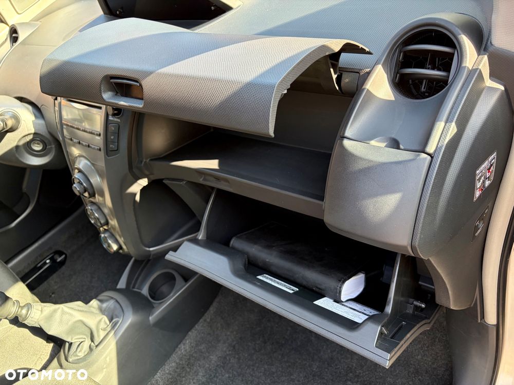 Toyota Yaris 1.33 Luna - 17