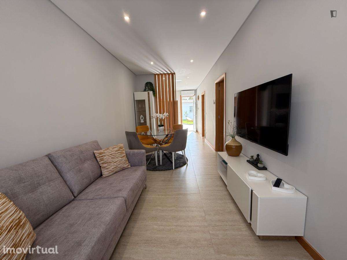 Casa com 2 quartos - localizado em Senhora da Hora Porto - Grande imagem: 3/15