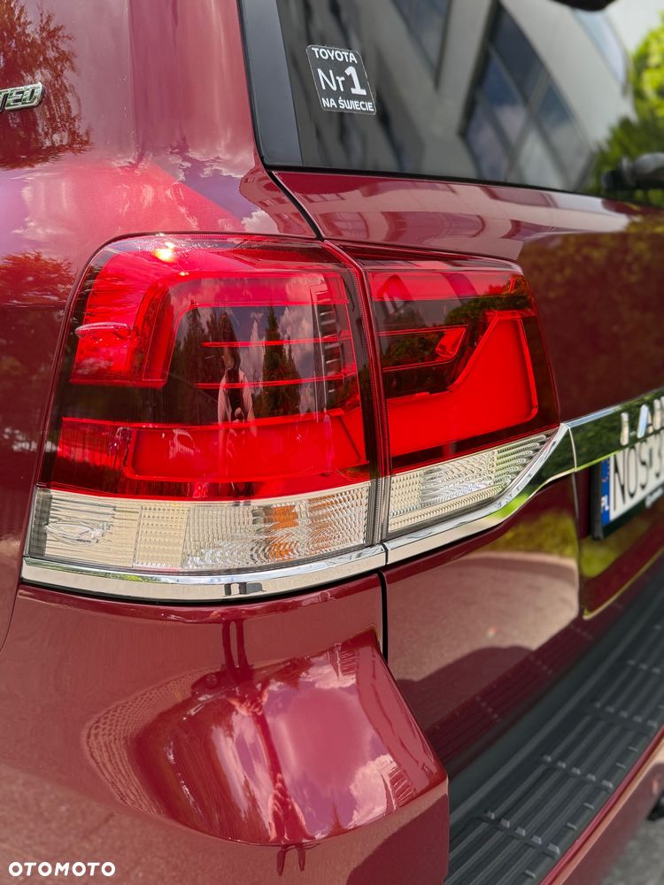 Toyota Land Cruiser LC 4.6 Limited 7os - 28