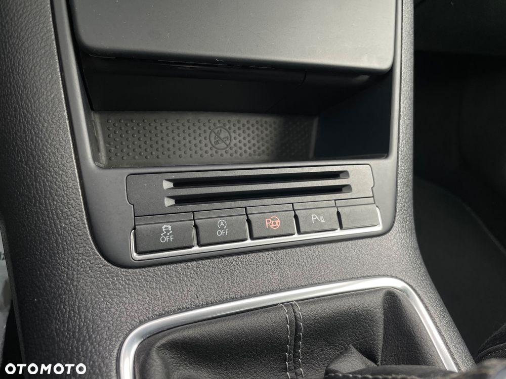 Volkswagen Golf Plus 1.2 TSI Style - 23