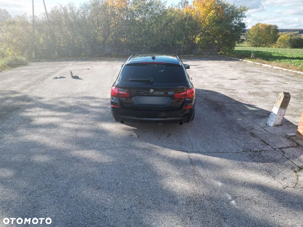 BMW Seria 5 535i xDrive - 4