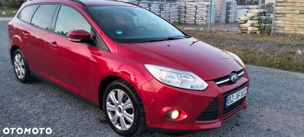 Ford Focus 1.6 TDCi DPF Champions Edition - 10