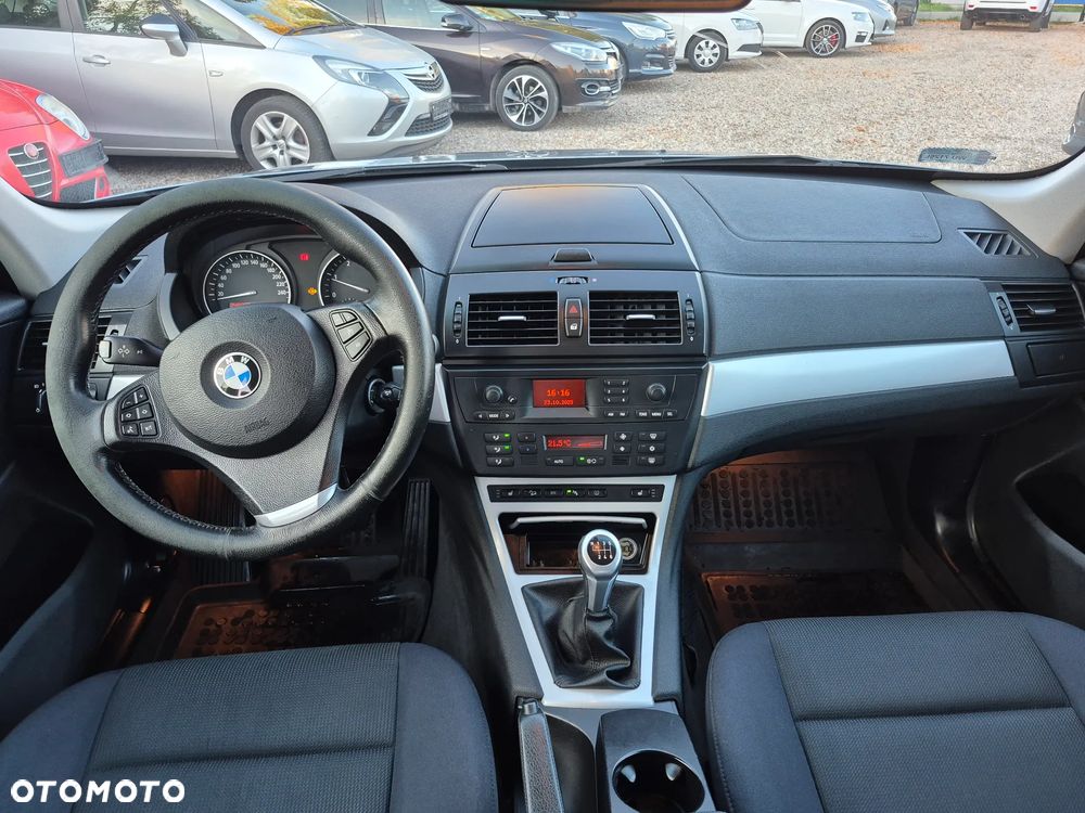 BMW X3 2.0d - 10