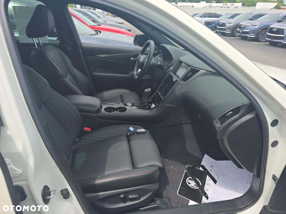 Infiniti Q50 Q50S 3.0t Sport - 10