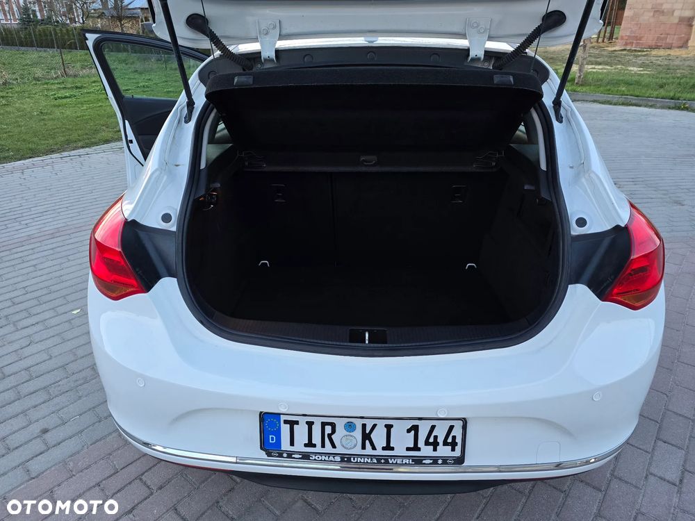 Opel Astra 1.6 Active - 22