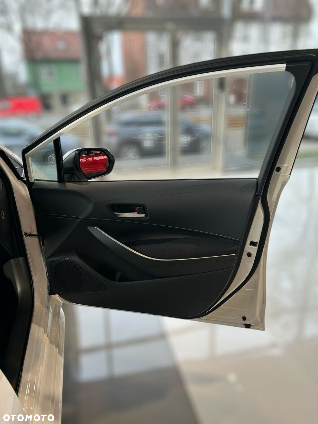 Suzuki Swace - 23