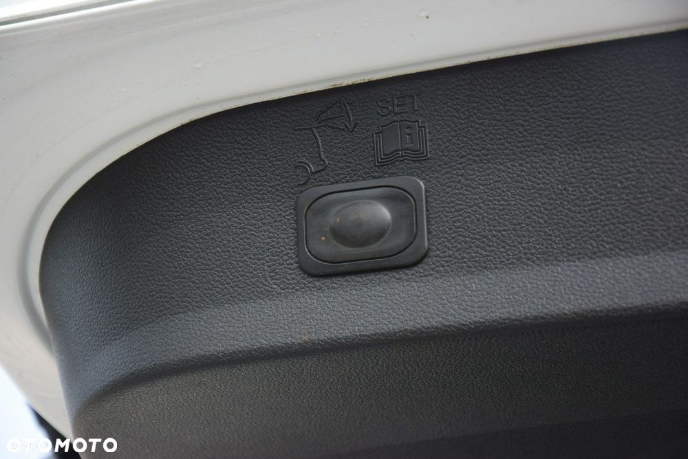 Ford Kuga 2.0 TDCi 4x4 Individual - 22