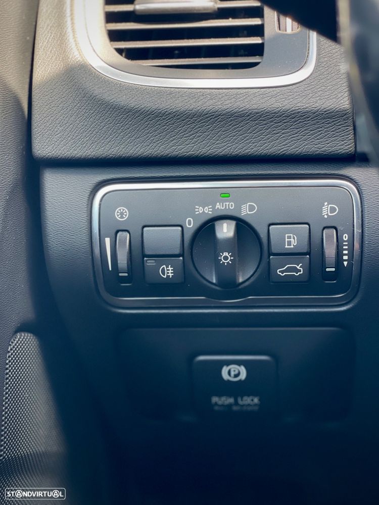 Volvo V60 DRIVe Geartronic Powershift Momentum - 16