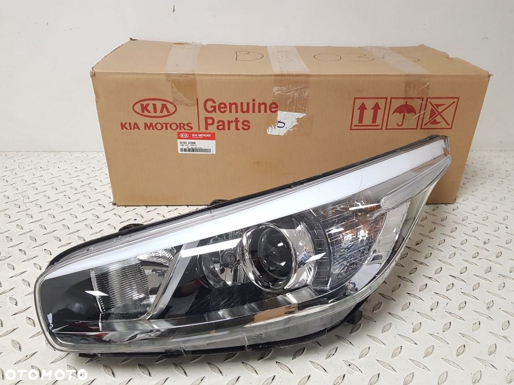 NOWE ORYGINALNE KIA CEED 2 II 12-18  LAMPA LEWA PRAWA LAMPY PRZÓD PRZEDNIE REFLEKTORY KOMPLET EUROPA - 12