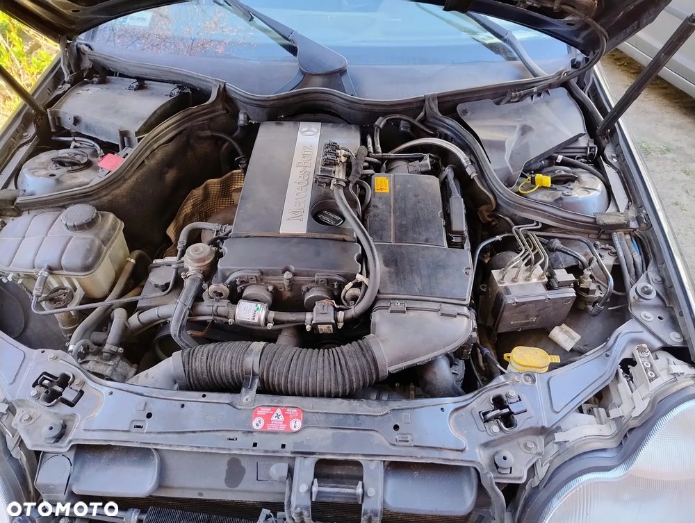 Mercedes-Benz Klasa C 200 Kompressor Classic - 4