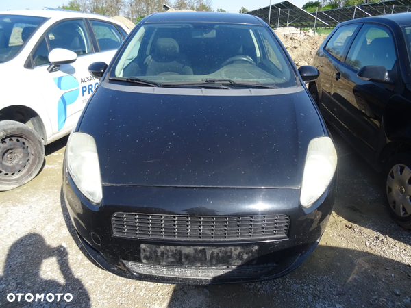 Fiat Punto 2009 lakier(891/B) na części maska drzwi zderzak błotnik