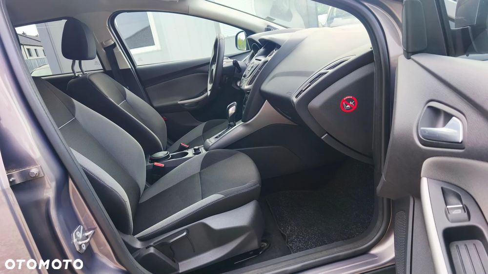 Ford Focus - 22