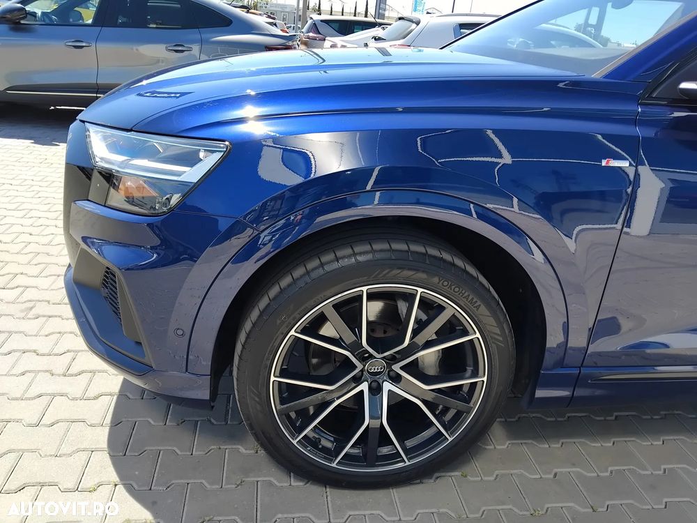 Audi Q8 - 9