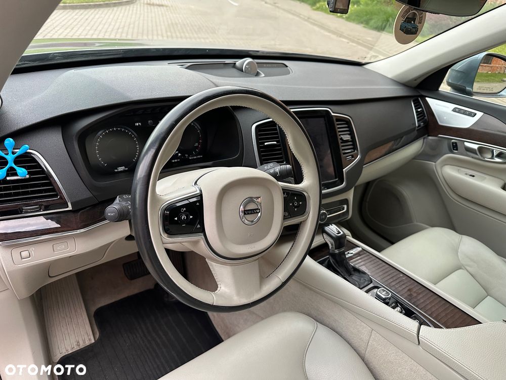 Volvo XC 90 T6 AWD Momentum 7os - 12
