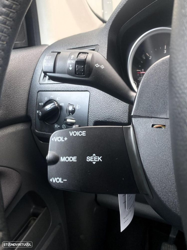 Ford Kuga 2.0 TDCi Titanium - 16