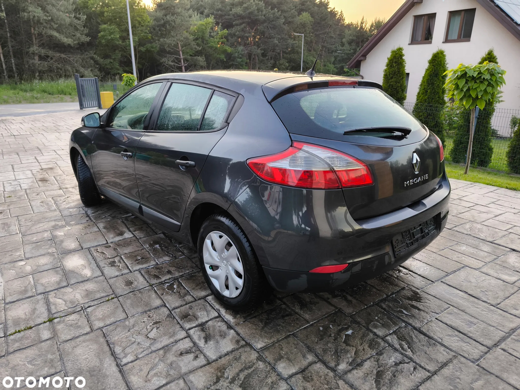 Renault Megane 1.6 16V 100 Expression - 9