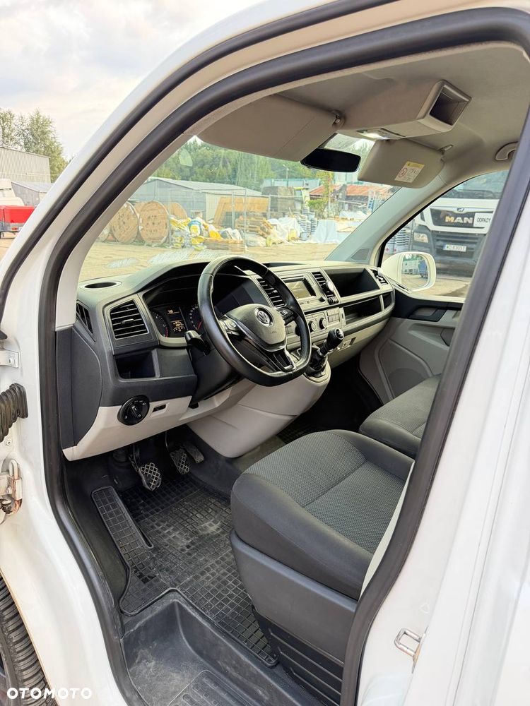 Volkswagen Transporter - 7