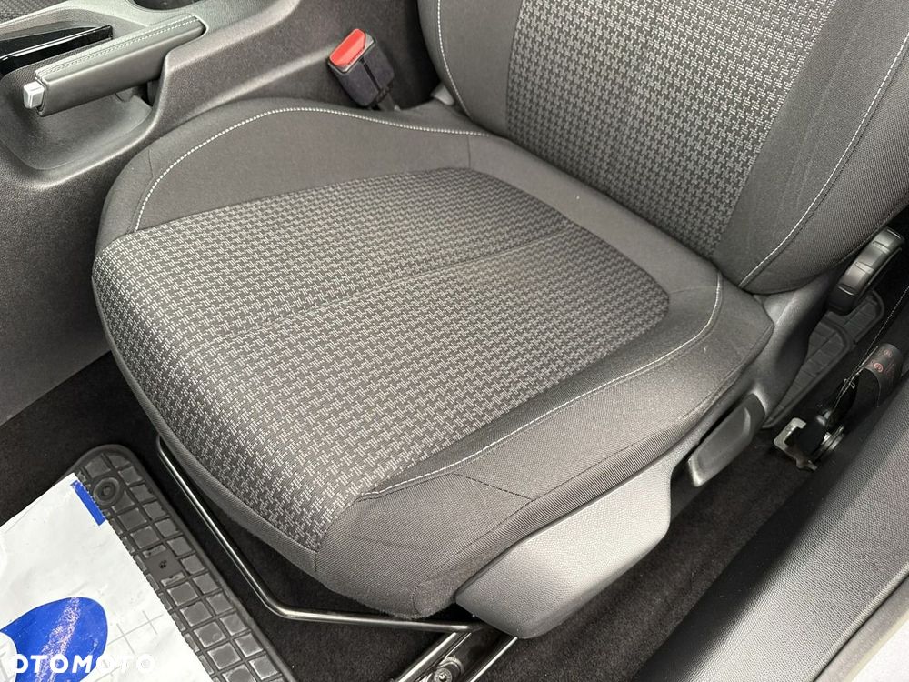 Peugeot 308 - 18