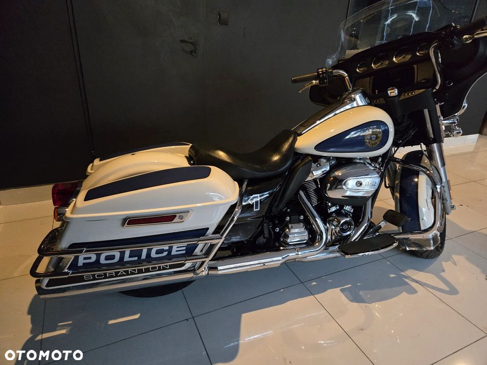 Harley-Davidson Touring Street Glide - 3